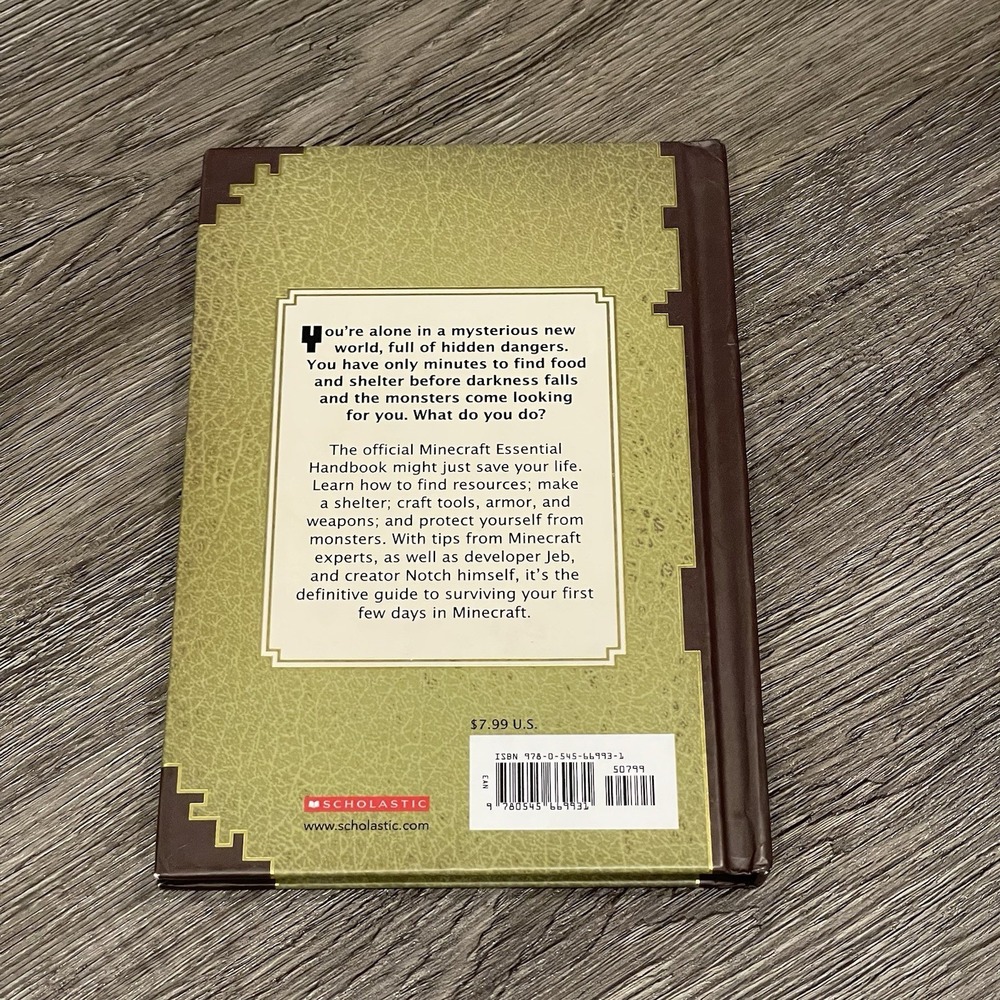 Minecraft Handbook Complete Set 4 Hardcover Mojang Scholastic Redstone‎ Combat - Picture 9 of 11